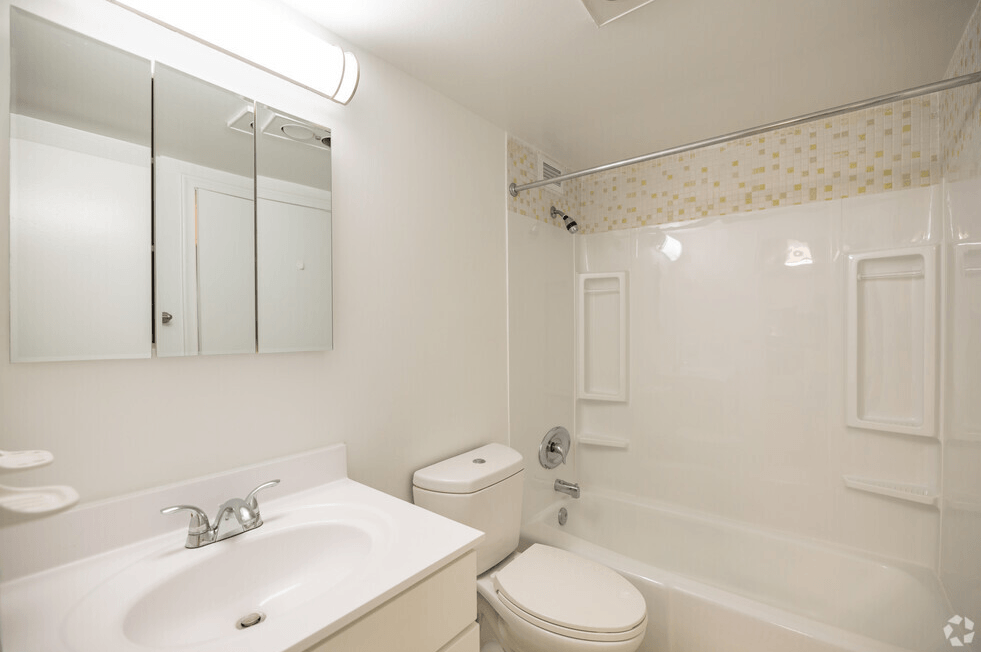 Beautiful Remodeled Bathroom at Cabana Club