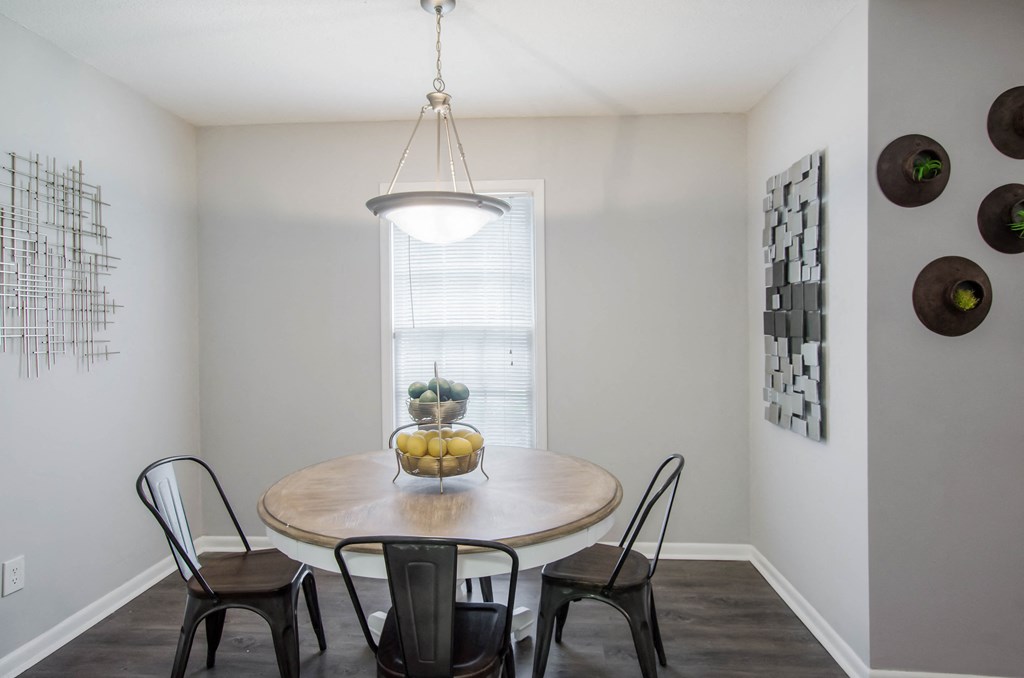 Classic Dining Area at Gates at Summerville, South Carolina, 29483