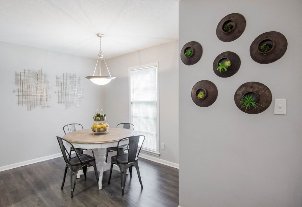 Gates At Summerville Apartments, 1225 Boone Hill Rd, Summerville, SC