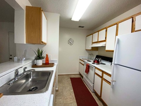 43001 Thoroughgood Drive 1-3 Beds Apartment for Rent