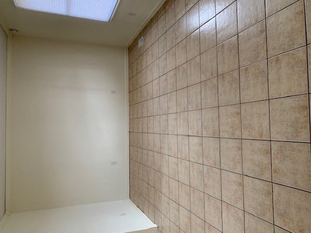 a room with a tiled floor at Hurd & Bone Property Management, Lebanon, Tennessee