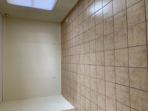 a room with a tiled floor at Hurd & Bone Property Management, Lebanon, Tennessee