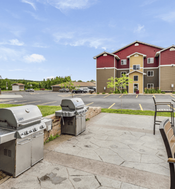the residences at city center apartments photo 1 at Campus Park, Duluth, 55811