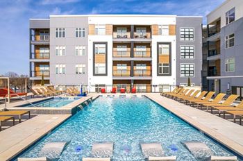 Pool View at Converge KC Uptown, Missouri, 64111