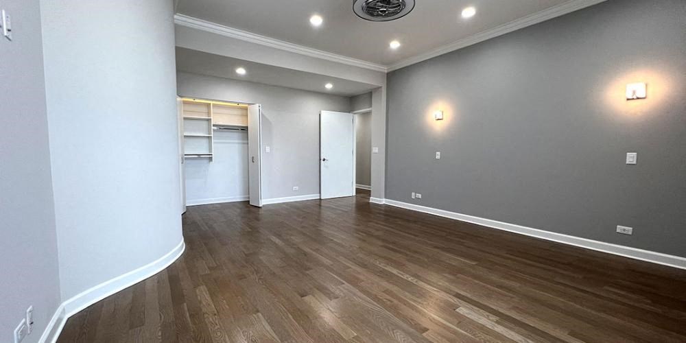 Unfurnished Living Area at Lavergne 4810, Illinois, 60630