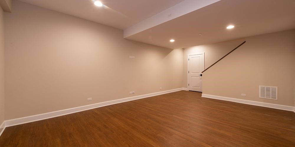 Unfurnished Living Area at Countryside Townhomes, Countryside, 60525