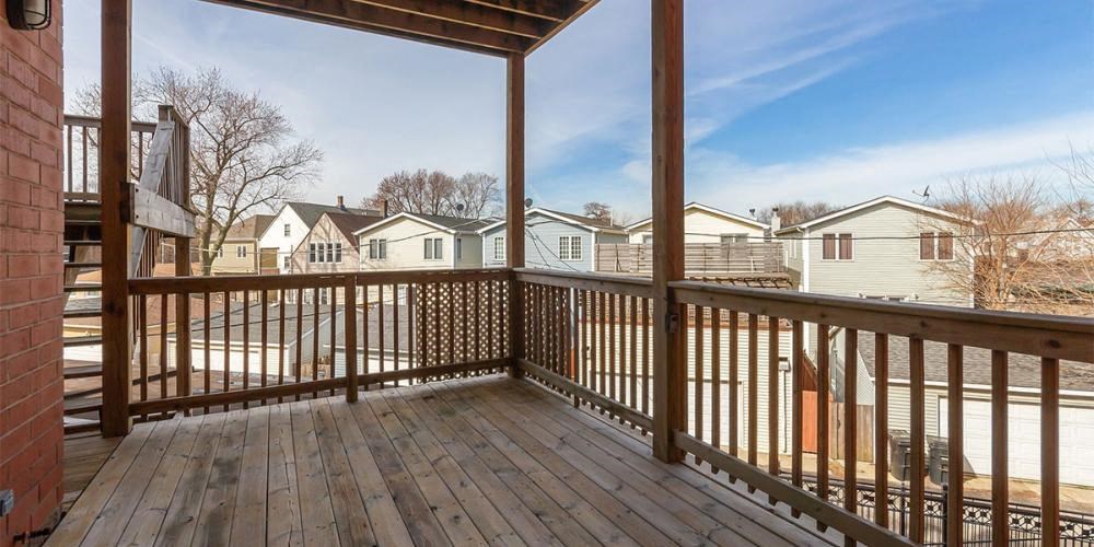 Spacious Balcony at Elston 3434, Illinois