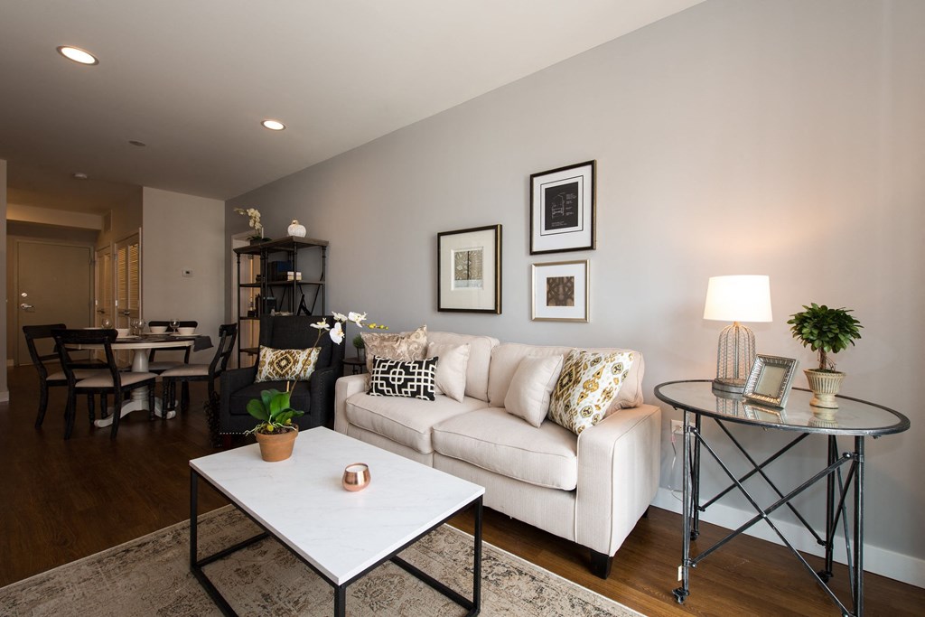 HIGHPOINT Albany Park On Kedzie