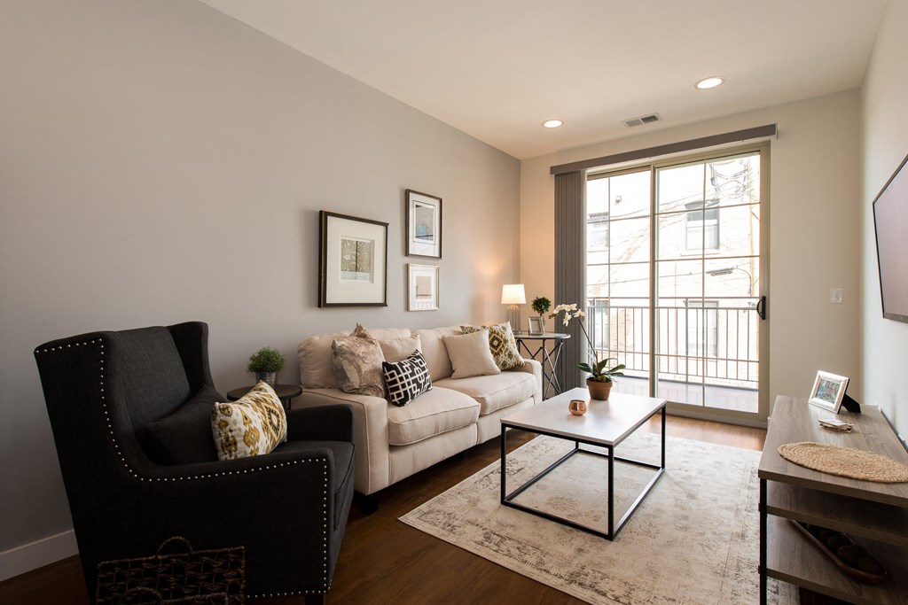 HIGHPOINT Albany Park On Kedzie