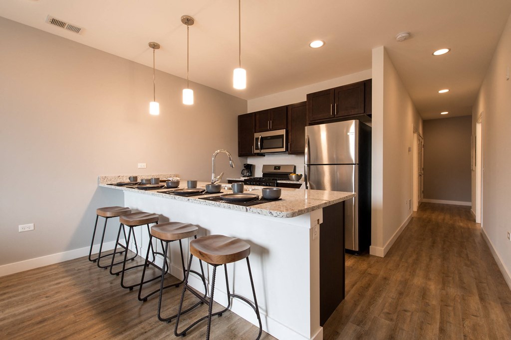 HIGHPOINT Albany Park On Kedzie