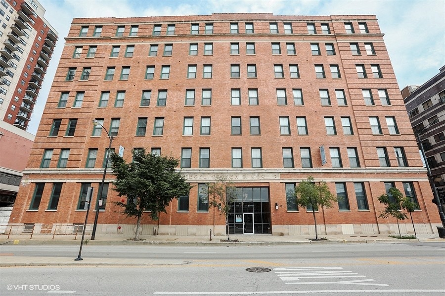 Welcome to Carriage House Lofts at Carriage House Lofts, Chicago, IL, 60605