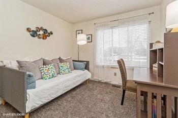 Plush Bedroom Carpeting Plush Bedroom Carpeting - Photo Gallery 6