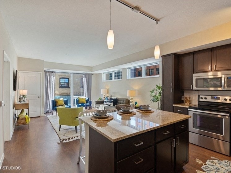 Open-Concept Floorplan with Floating Island