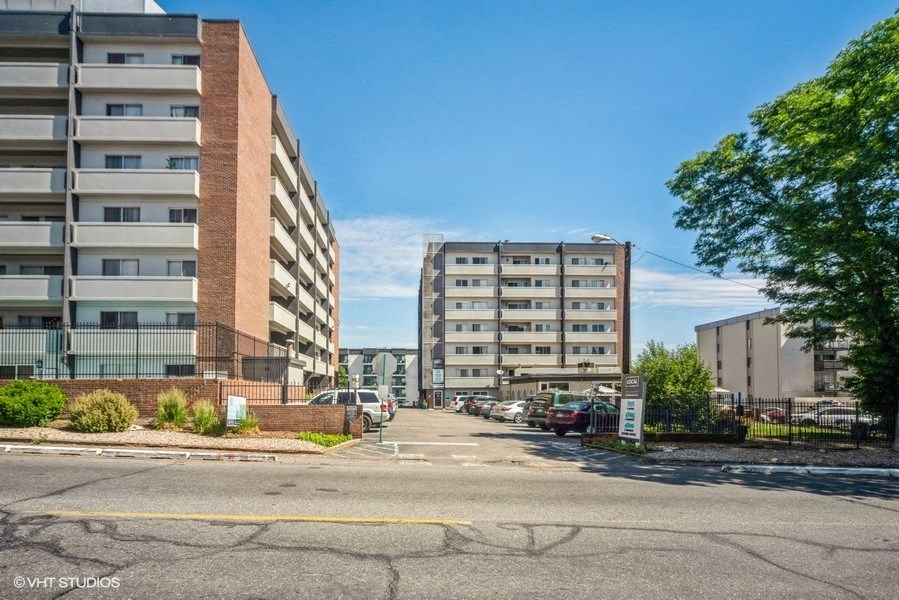 878 S. Dexter located in hip and trendy Glendale!