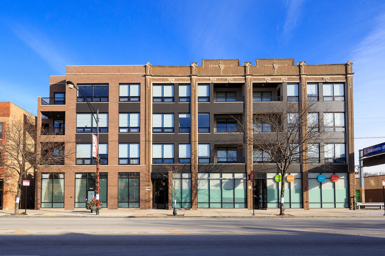 Perfect location in Andersonville!