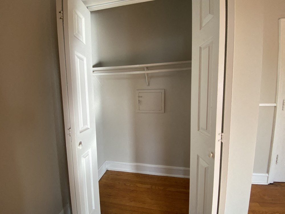 Large closet - George Spoor Studio