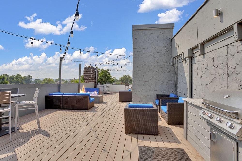 Community grill at 136 S. Penn