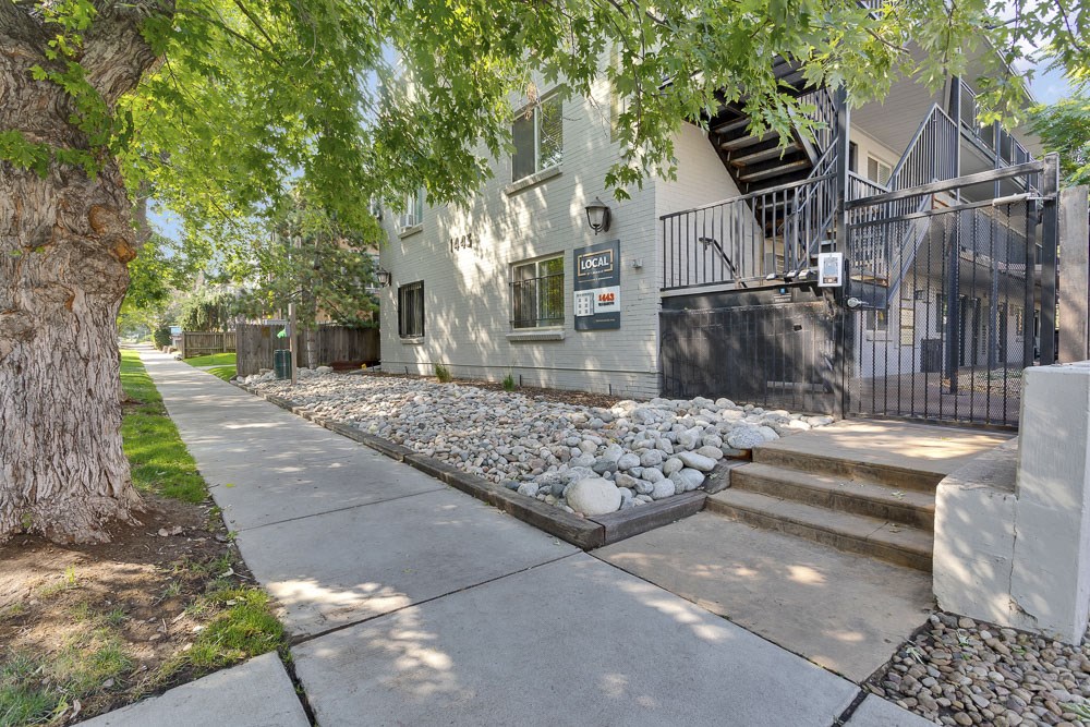 Walking path directly outside of 1443 Elizabeth