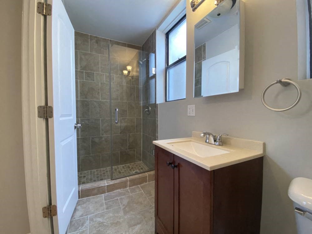 Upgraded bathroom with glass shower doors - 1 Bedroom