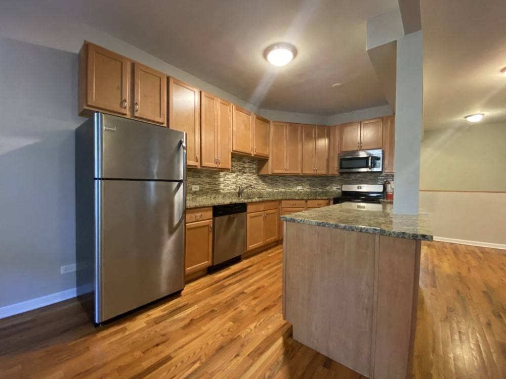 Stainless steel appliances with a built in microwave - 3 Bedroom 2 Bath