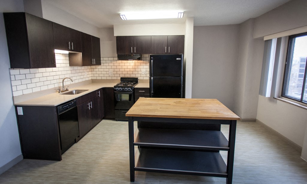 Floorplan - Prelude: Kitchen island for maximum counter space