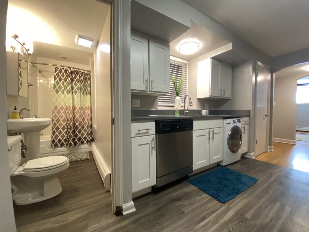 Conveniently located bathroom near the kitchen