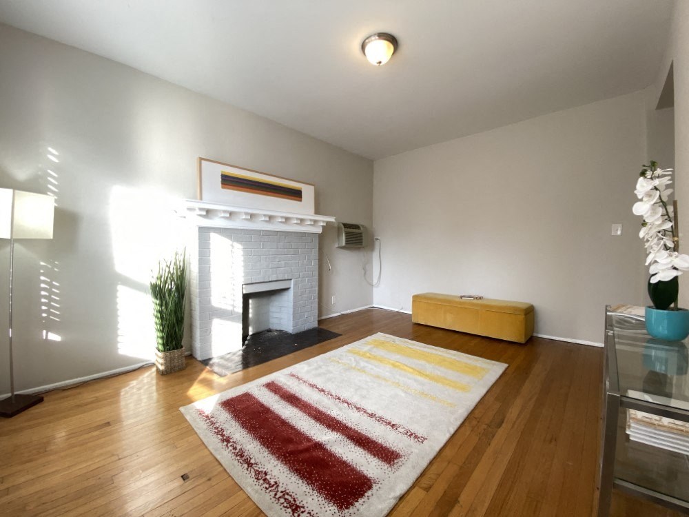 Fireplace in the living room - 2 Bedroom A