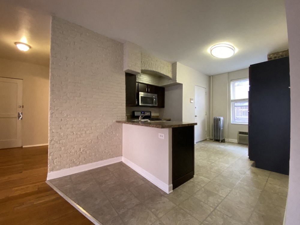 Breakfast bar sitting area - 2 Bedroom B