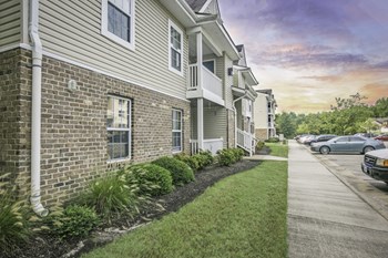 Plenty of parking Property Image