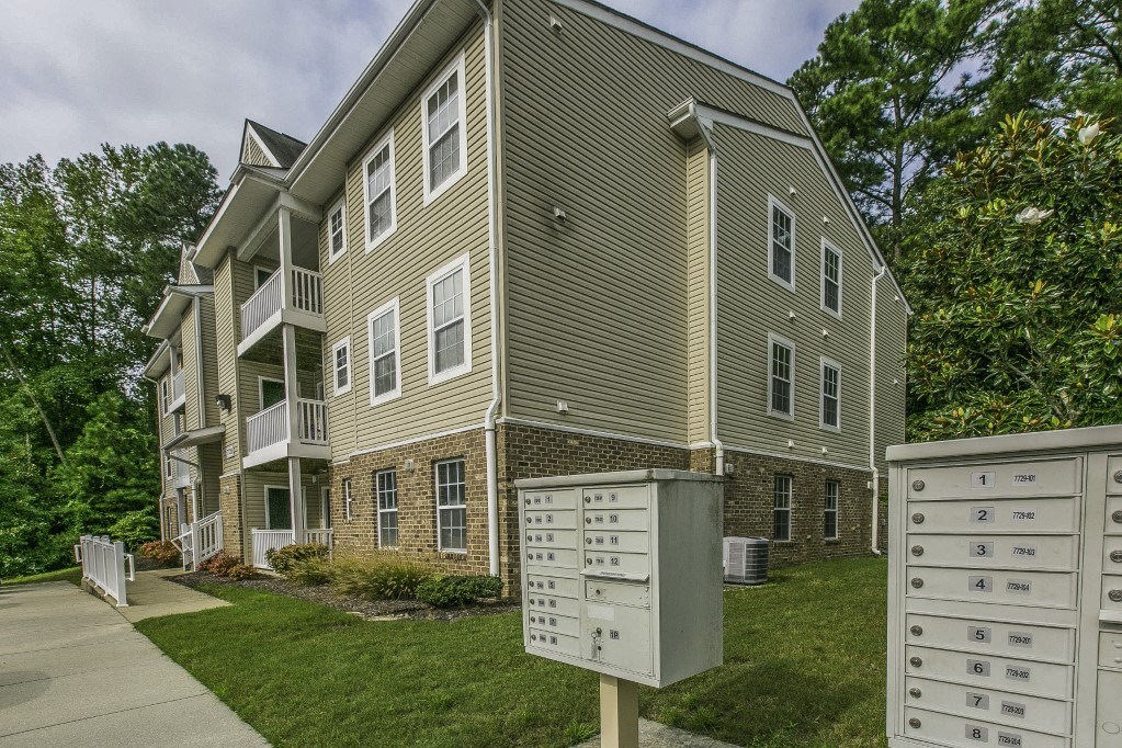 Conveniently located mailboxes