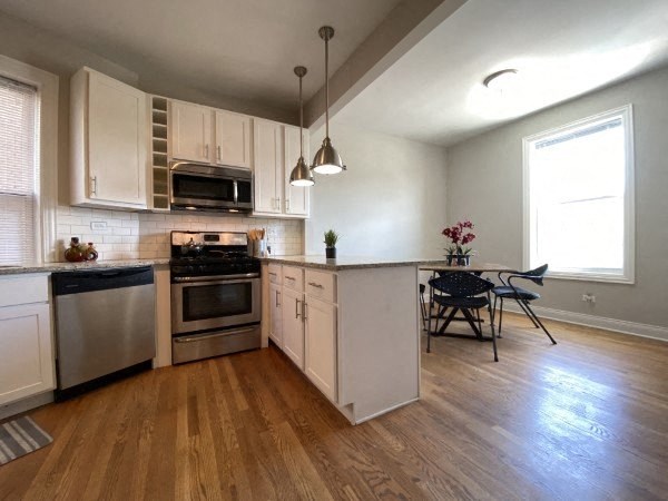 Gorgeous kitchen with subway tile backsplash