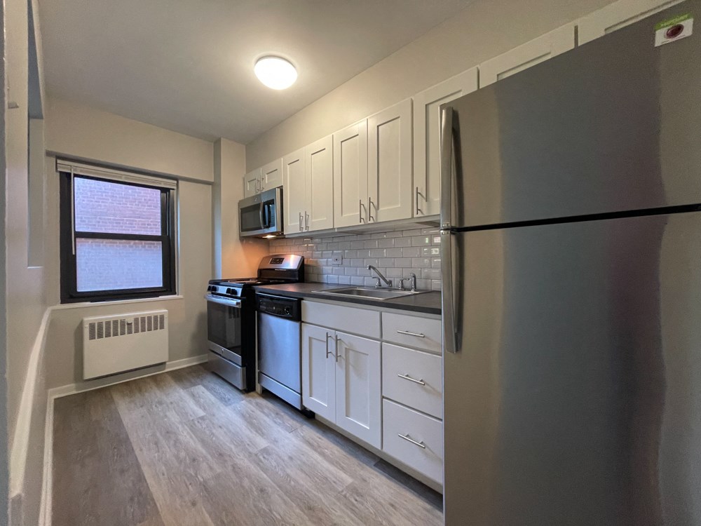 Kitchen with stainless steel appliances - 2 Bedroom  at 5550 S Dorchester, Chicago
