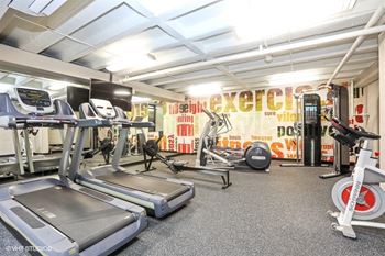 Modern Fitness Center at 5550 S Dorchester, Chicago, IL, 60637