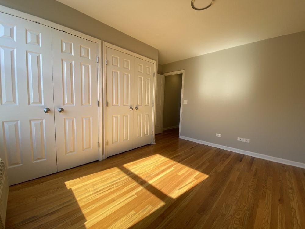 Wall of closets in the bedroom - One Bedroom