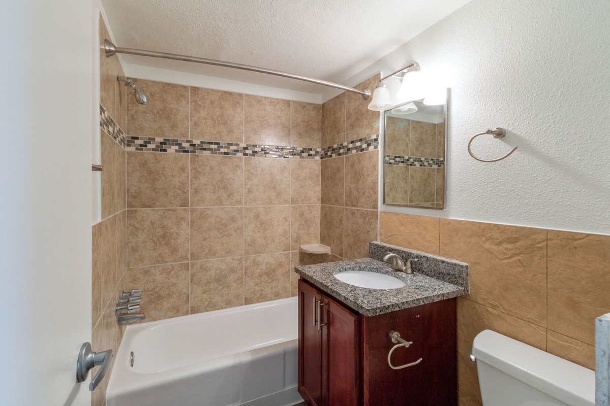 Bright bathroom with granite finishes