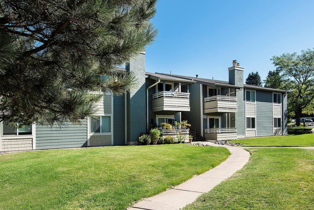 Exterior building at Avery Park in Englewood, CO