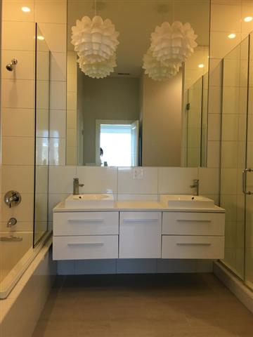 Gorgeous Elegant Bathrooms