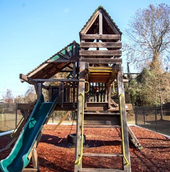 Hallmark At Garden Parkway