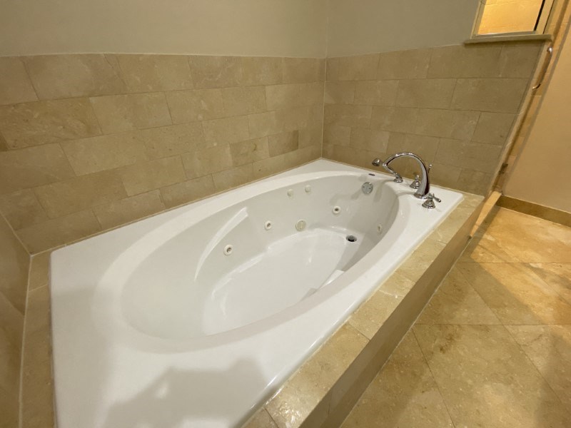Luxury jetted bathtub