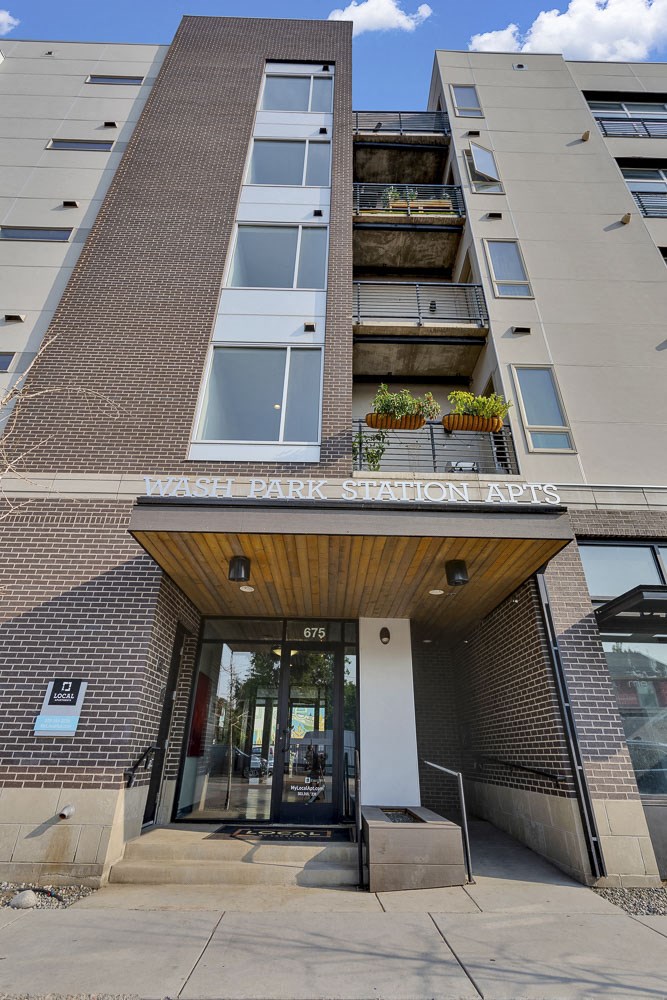 Come home to Wash Park Station Apartments at Wash Park Station in Denver, CO