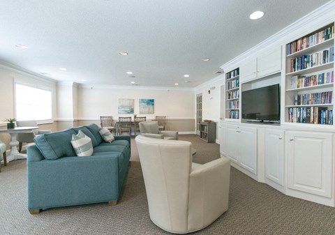 Large resident lounge space with a TV and lots of room to relax with neighbors and friends.