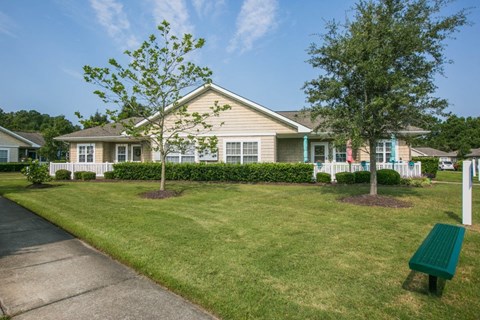 Well-maintained landscaping at The Cottages at Great Bridge