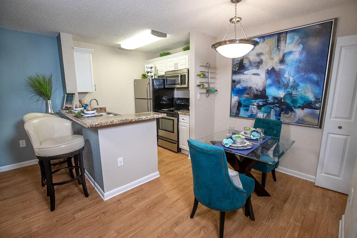 All apartment homes feature a separate dining area that overlooks the kitchen All apartment homes feature a separate dining area that overlooks the kitchen