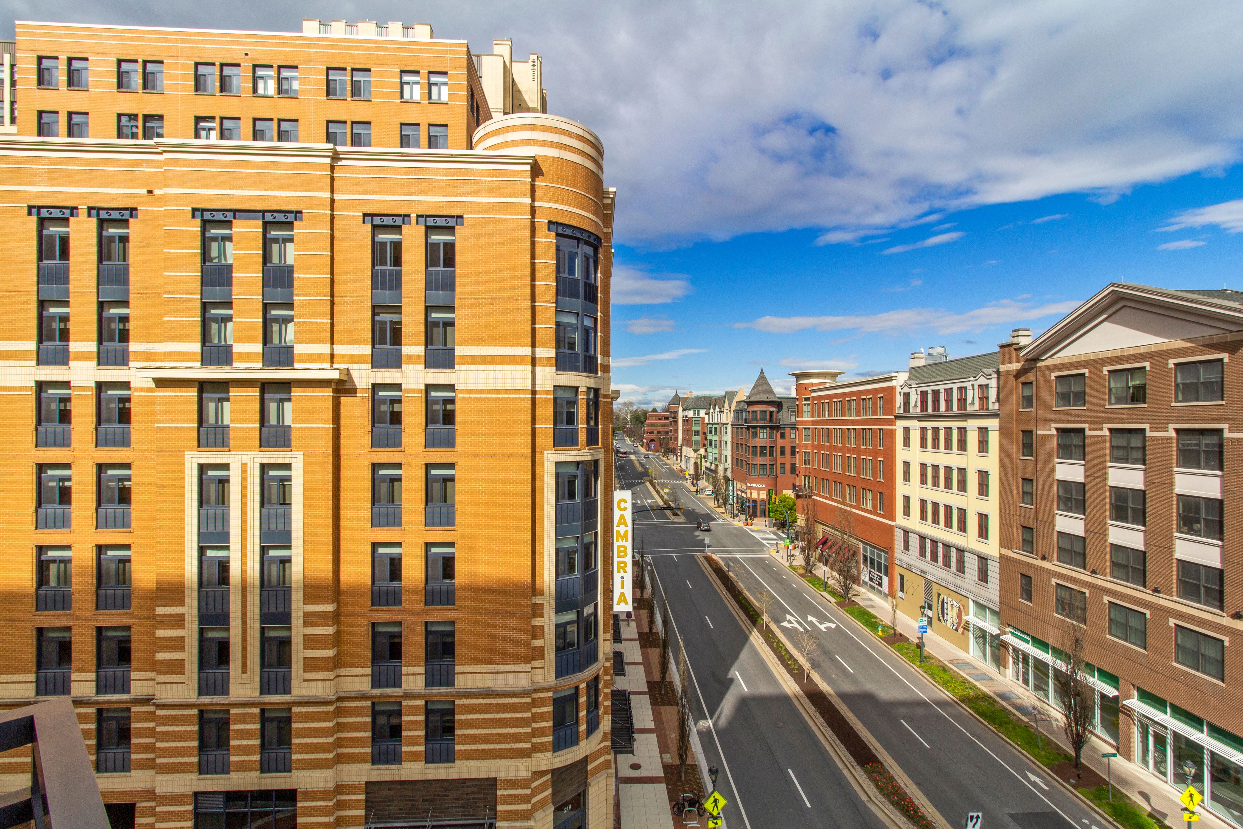 Hoc At The Upton Ii (Residences On The Lane)