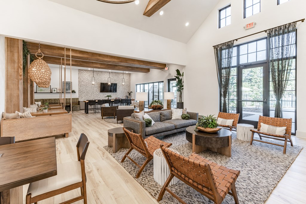 The Watts Hampton Cove