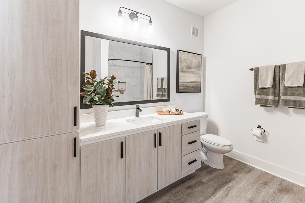 The Watts Hampton Cove