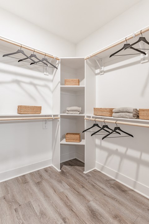 The Watts Hampton Cove