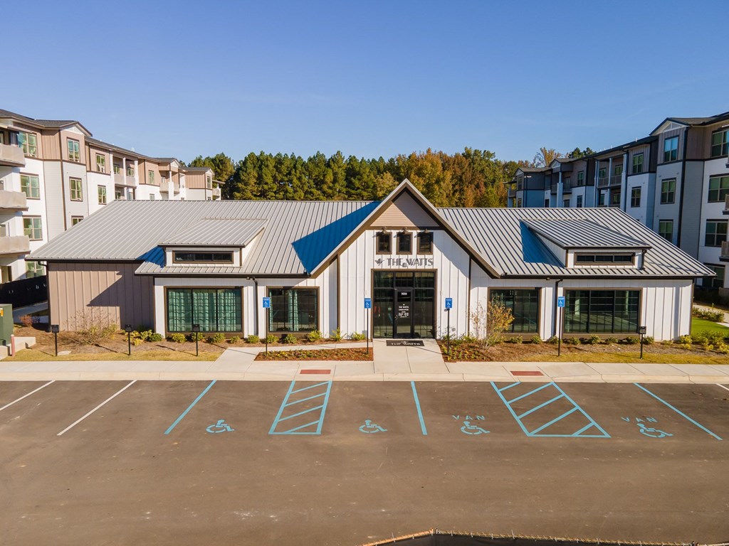 The Watts Hampton Cove