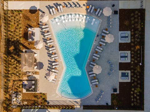 The Watts Hampton Cove