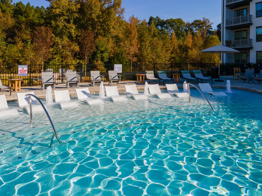 The Watts Hampton Cove